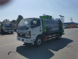 “东风5吨餐厨垃圾车”