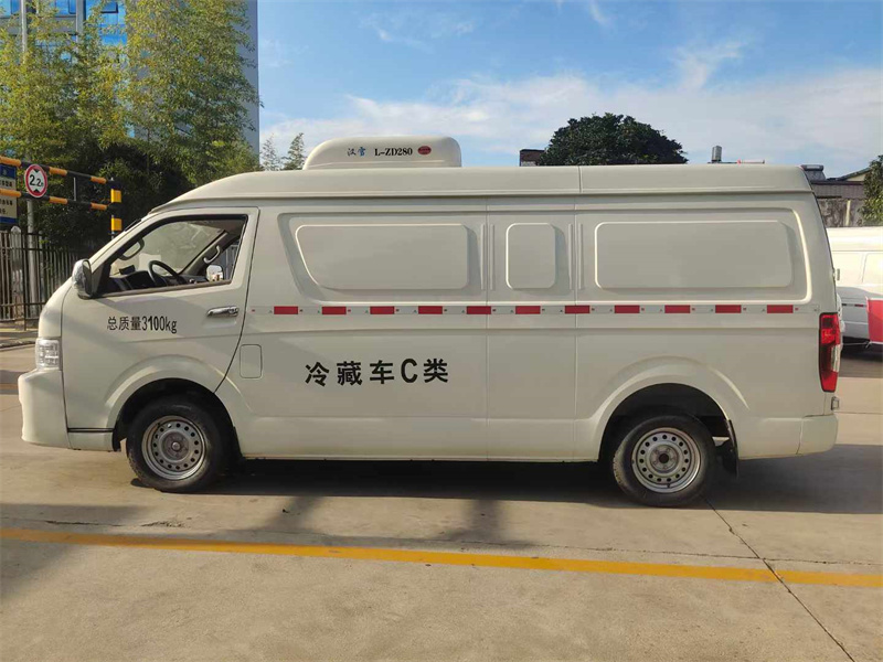 金旅面包冷藏车